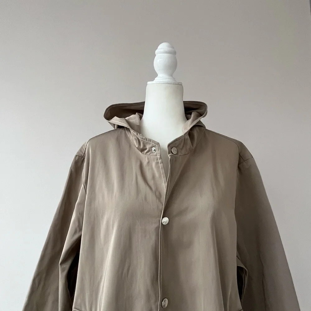 Ih Nom Uh Nit Taupe Long Raincoat with Contrast Stitching and Snap Buttons - Picture 6 of 11